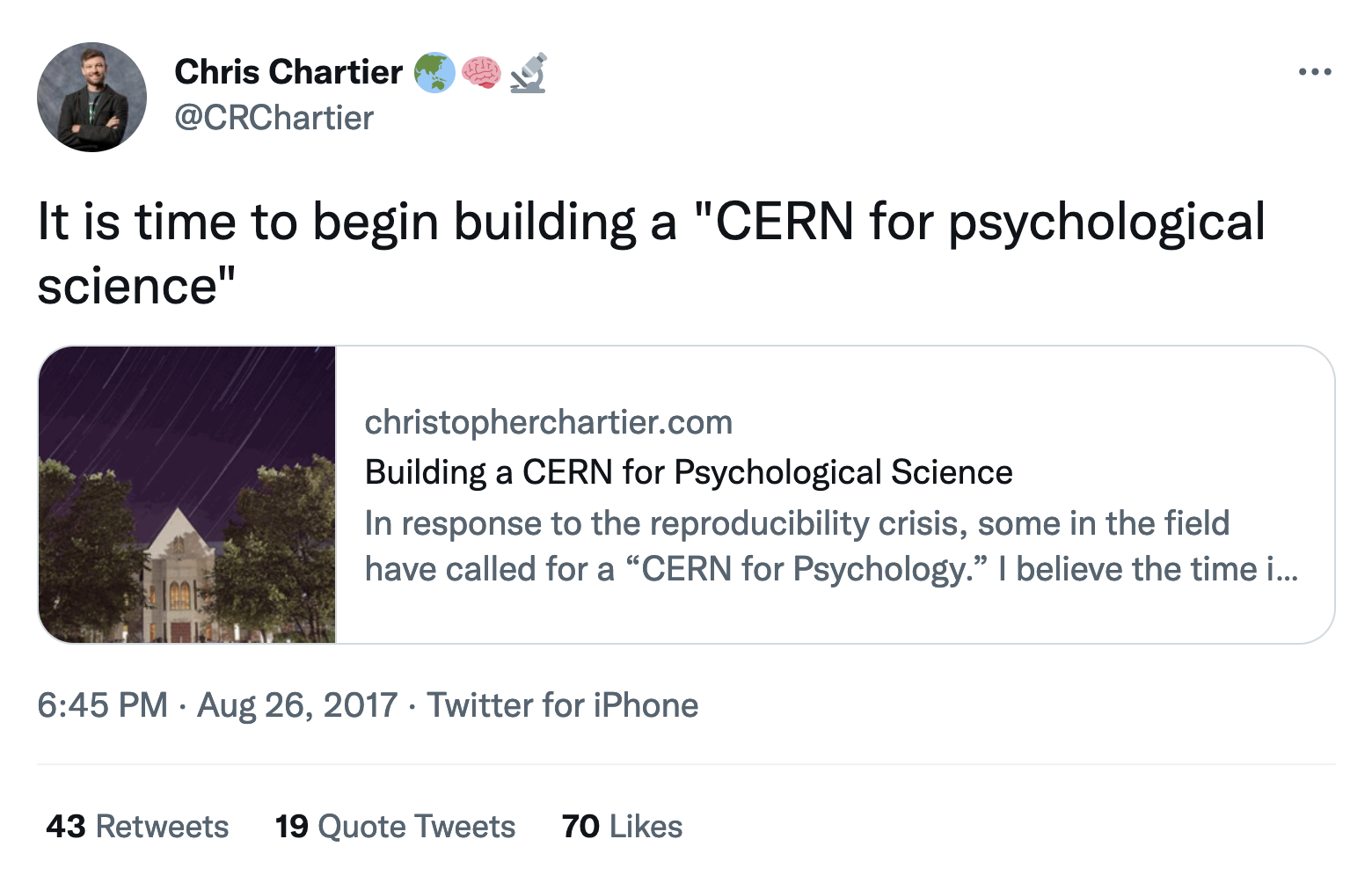 Tweet de Chris Chartier: Es hora de empezar a construir un CERN para la ciencia psicológica
